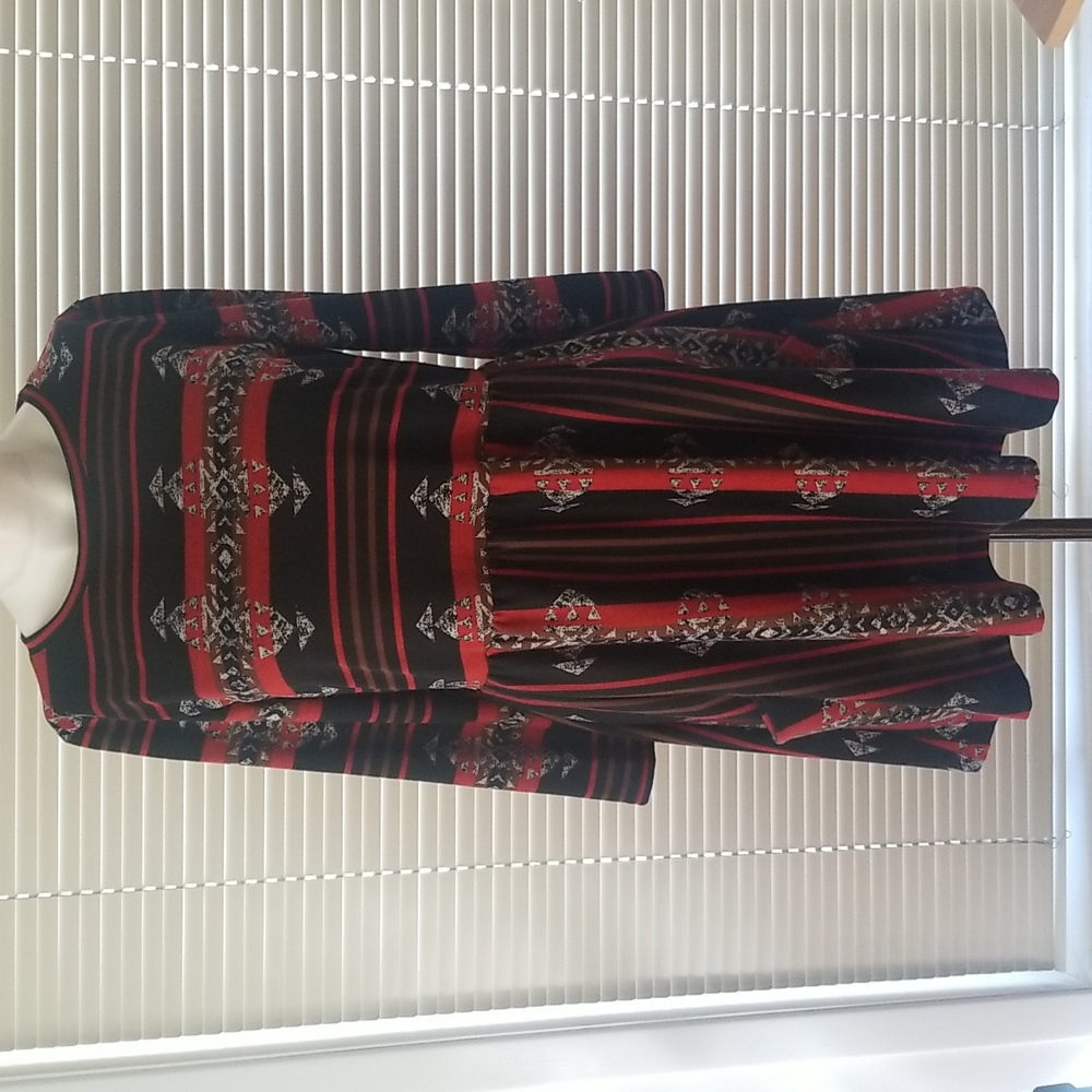 Paolino Geometric Print Knee length long sleeves pocket dress.